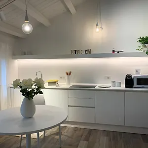  Apartment Al Sagraeto White